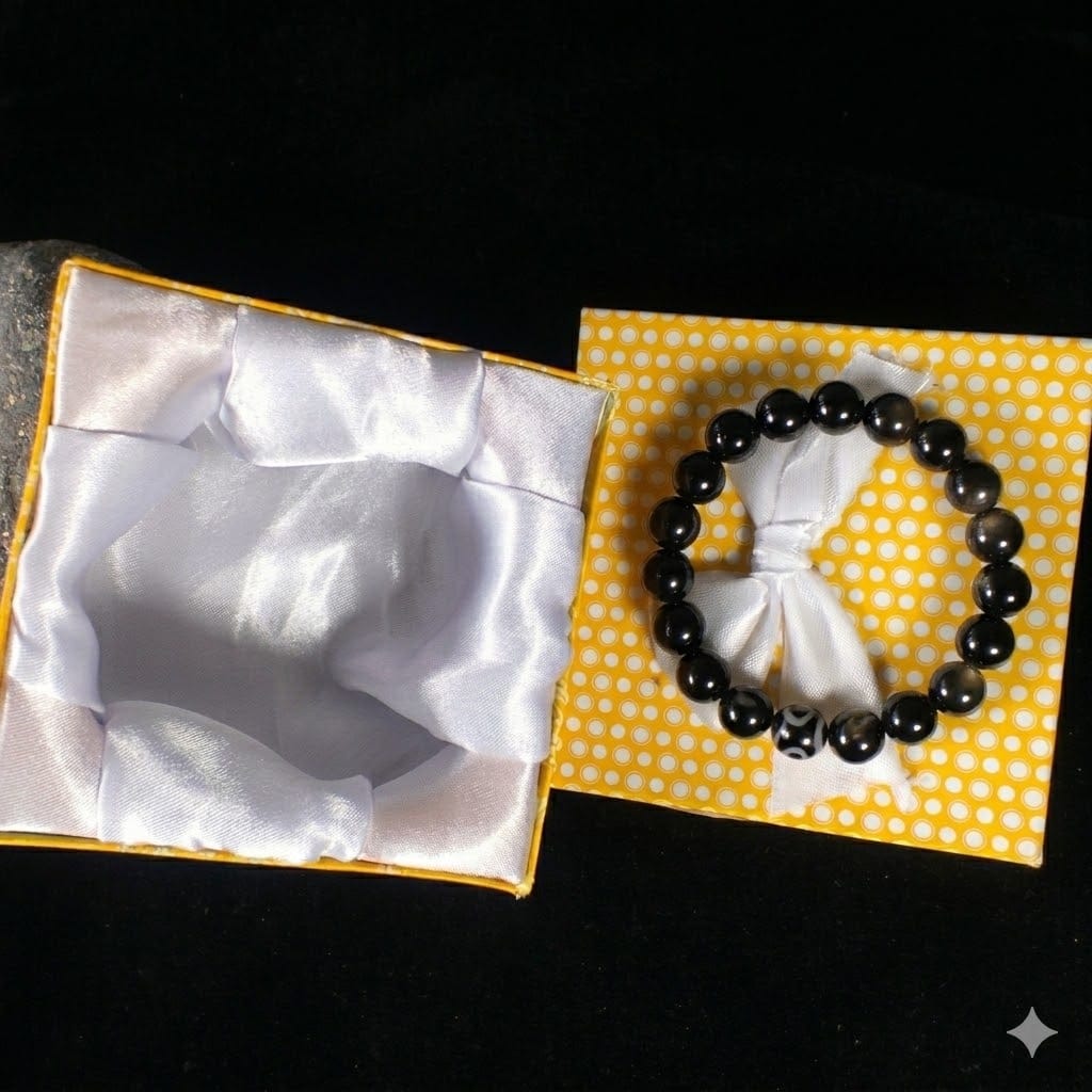 Aqeeq Stone Bracelet β Free Size Fit for All Black Color (16 beads 10mm Size ) Elastic, Natural Original Gem-stone