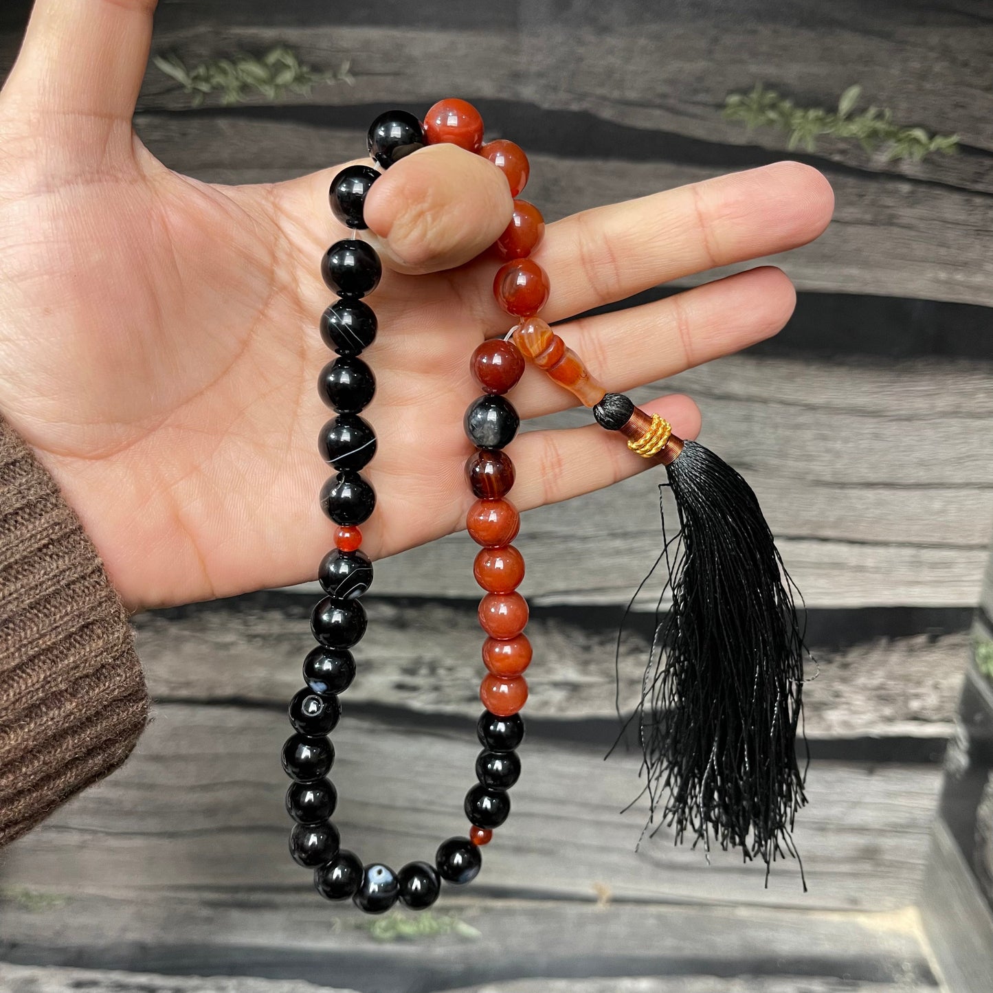 Red & Black  (Sulamaini)  Aqeeq Stone Tasbih 12mm 33 Beads Beads, Natural Original Gem-stone
