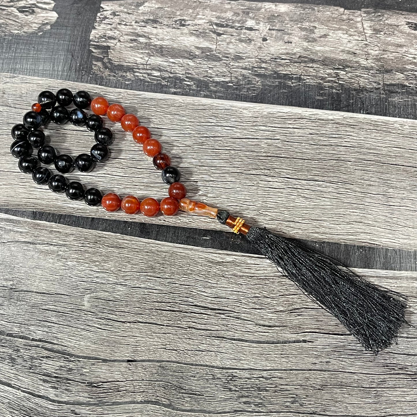 Red & Black  (Sulamaini)  Aqeeq Stone Tasbih 12mm 33 Beads Beads, Natural Original Gem-stone