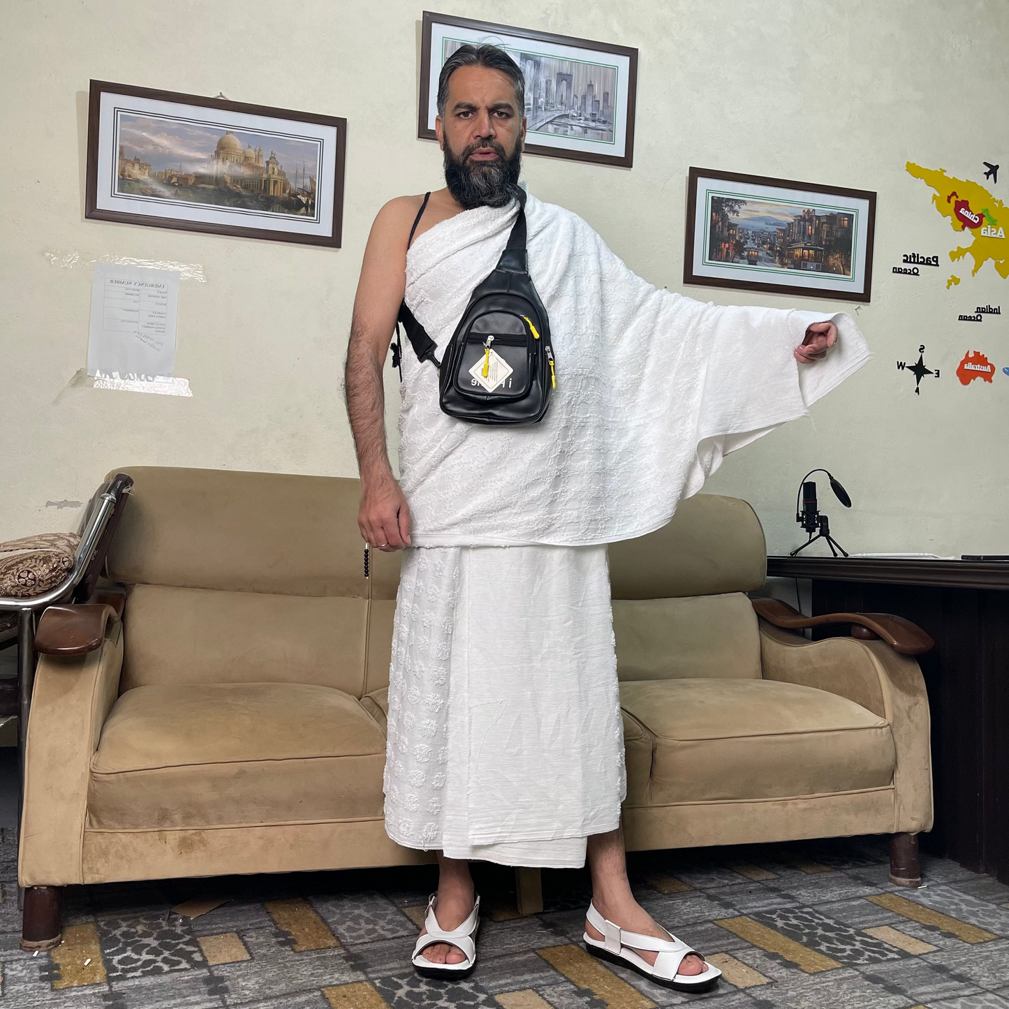 4 in 1, Hajj & Umrah Essentials –( Premium Ihram + Comfort Slipper + Ihram Belt+ Bag )